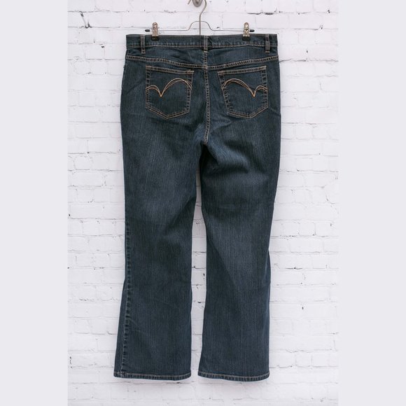 Venezia by Lane Bryant Stretch Flare Jeans • Dark Wash • Womens Plus Size 16 - Picture 2 of 6
